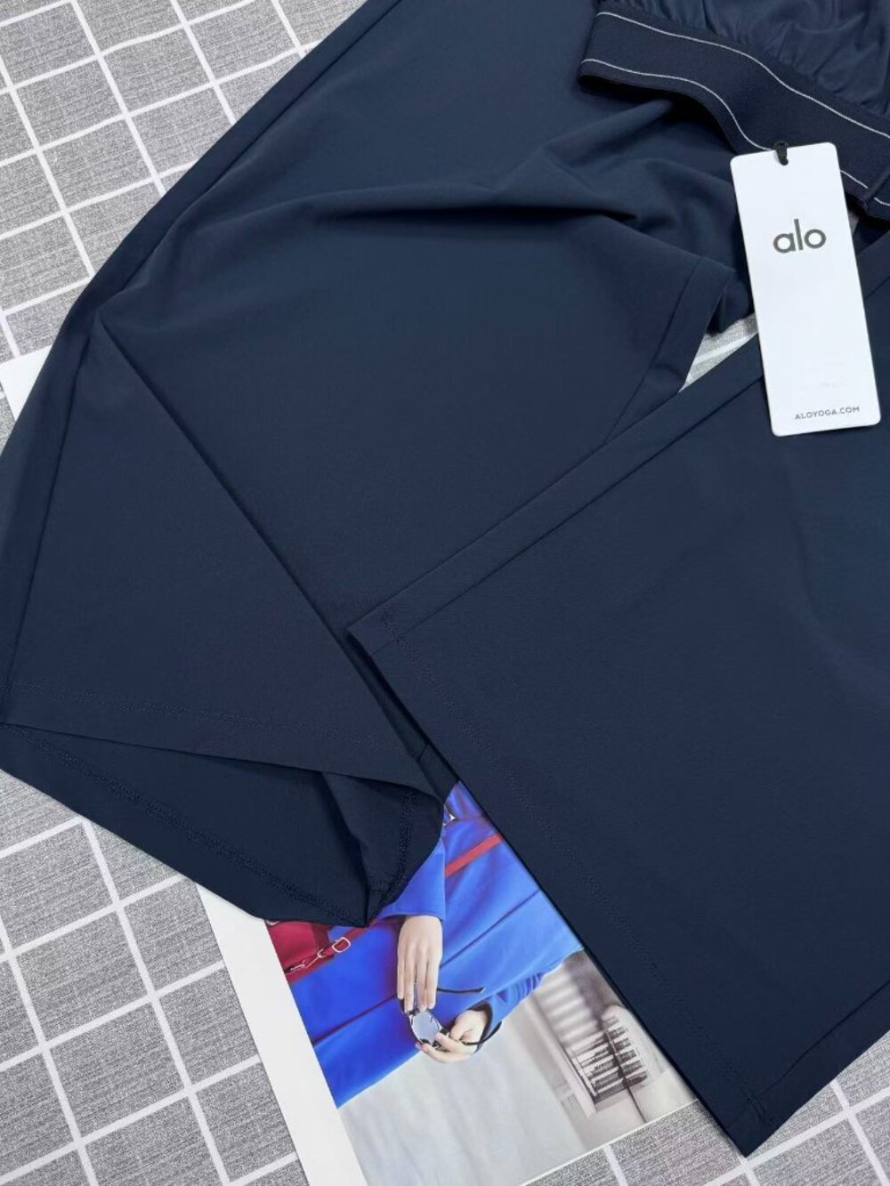 Brand new 💙🎐ALO  Yoga Navy Blue  Suit Up Trouser（ Regular 30-inch inner seam ） - Picture 6 of 8